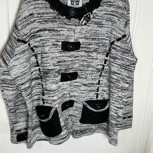 Storybook Knits cardigan. Size 2X. NWT.